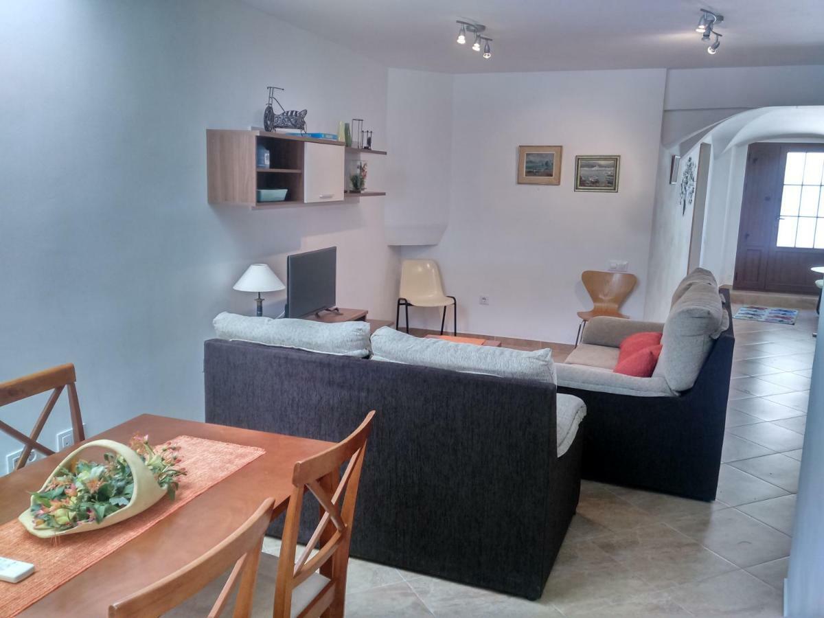 La Jara Country house Botija